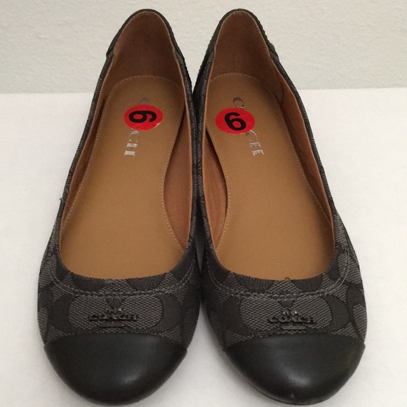 Coach Chelsea Flats - Picture 3 of 5